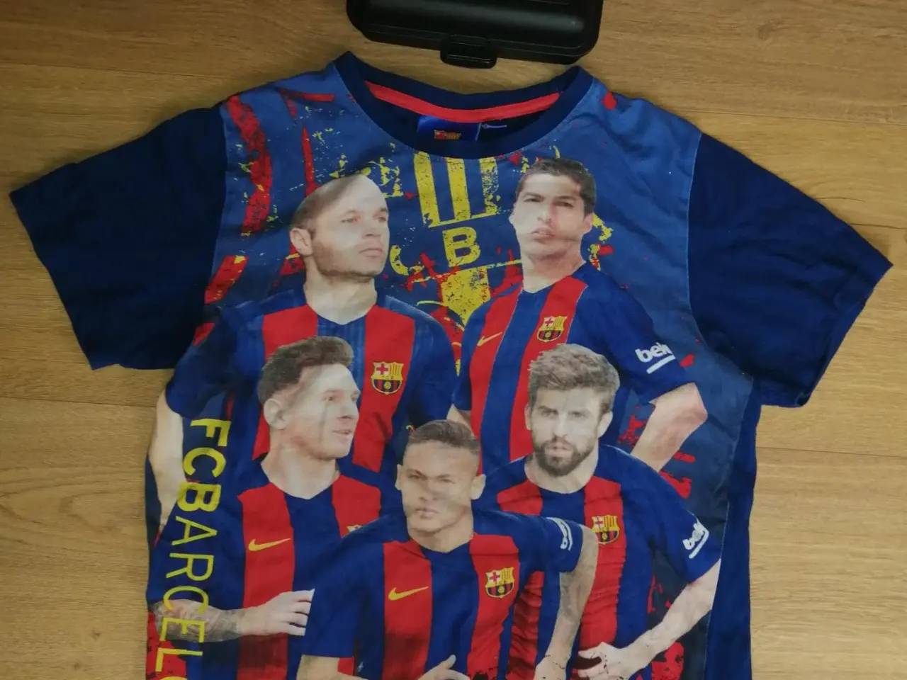 Billede 4 - FC BARCELONA, MESSI, NEYMAR OG MADKASSE, 10-12 ÅR