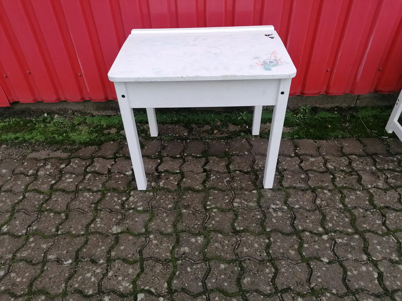 Billede 3 - Børneskrivebord / Skrivepult. ca. HxBxD 55x60x45