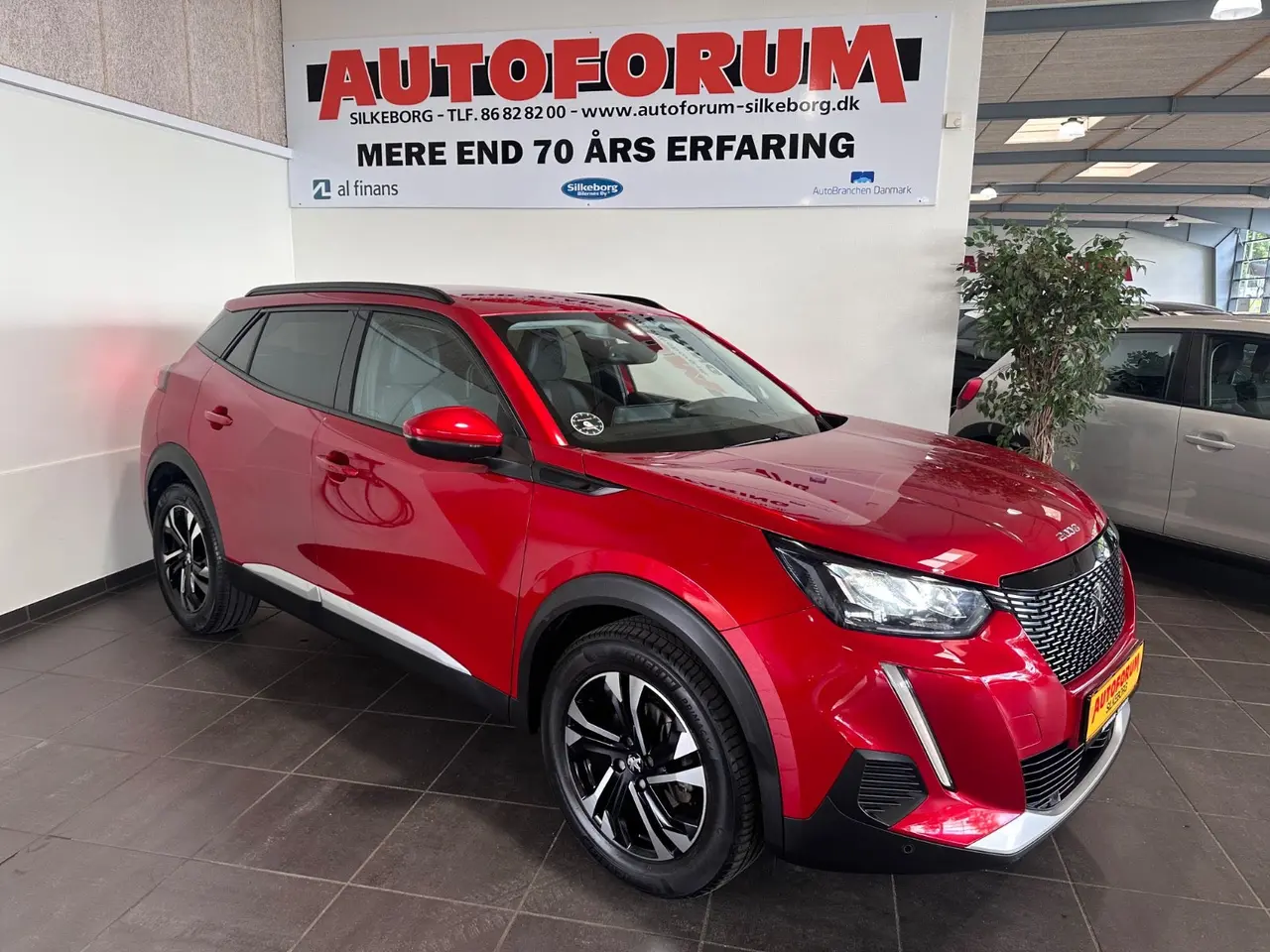 Billede 1 - Peugeot 2008 1,2 PureTech 130 Allure Pack EAT8 Van