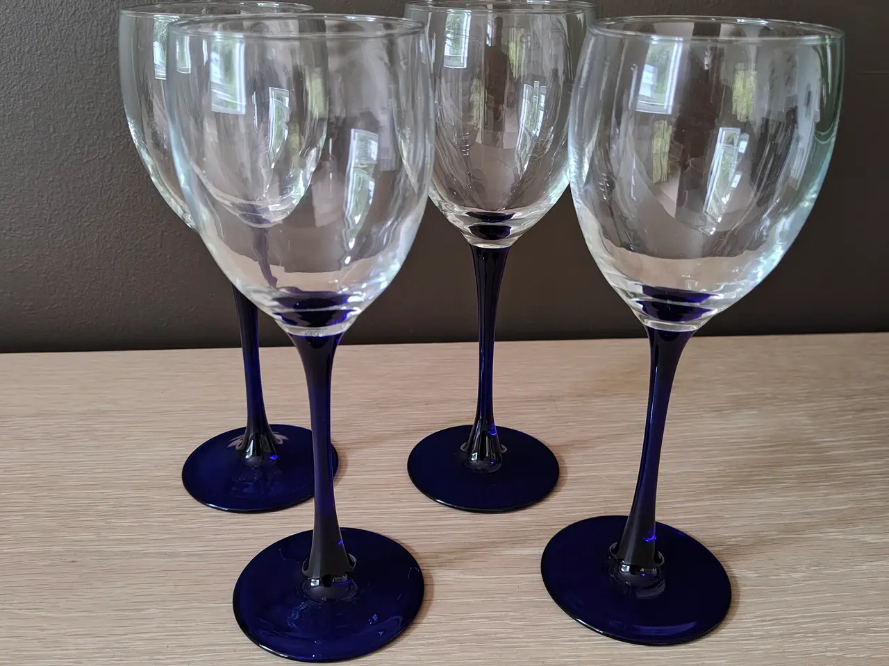 Billede 1 - Flotte Luminarc hvidvinsglas