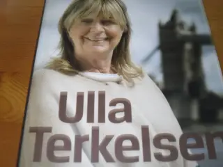 ULLA TERKELSEN. Vi kan sove i flyve....