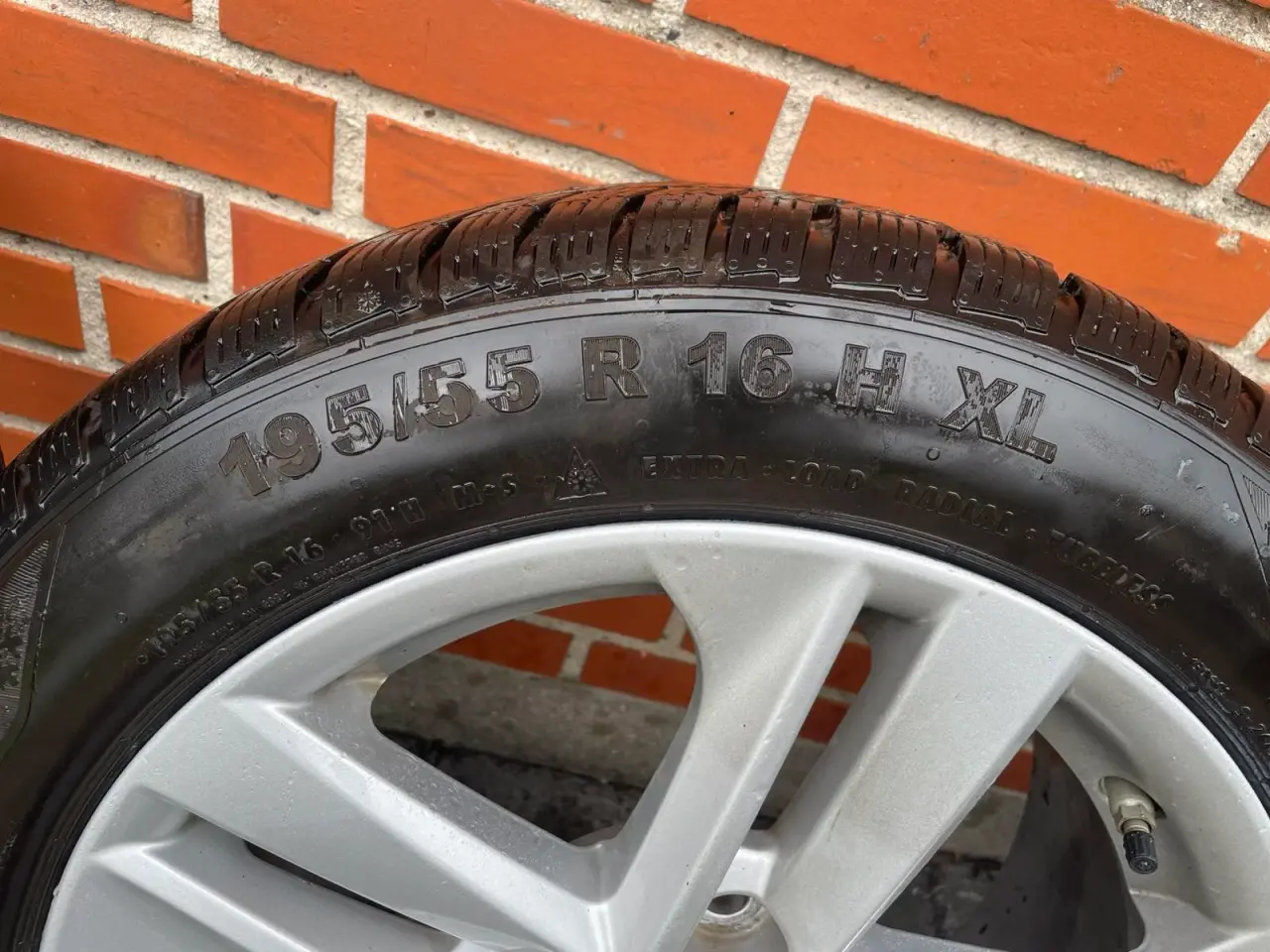 Billede 2 - 16 Originale Alufælge med vinterdæk 5x114.3
