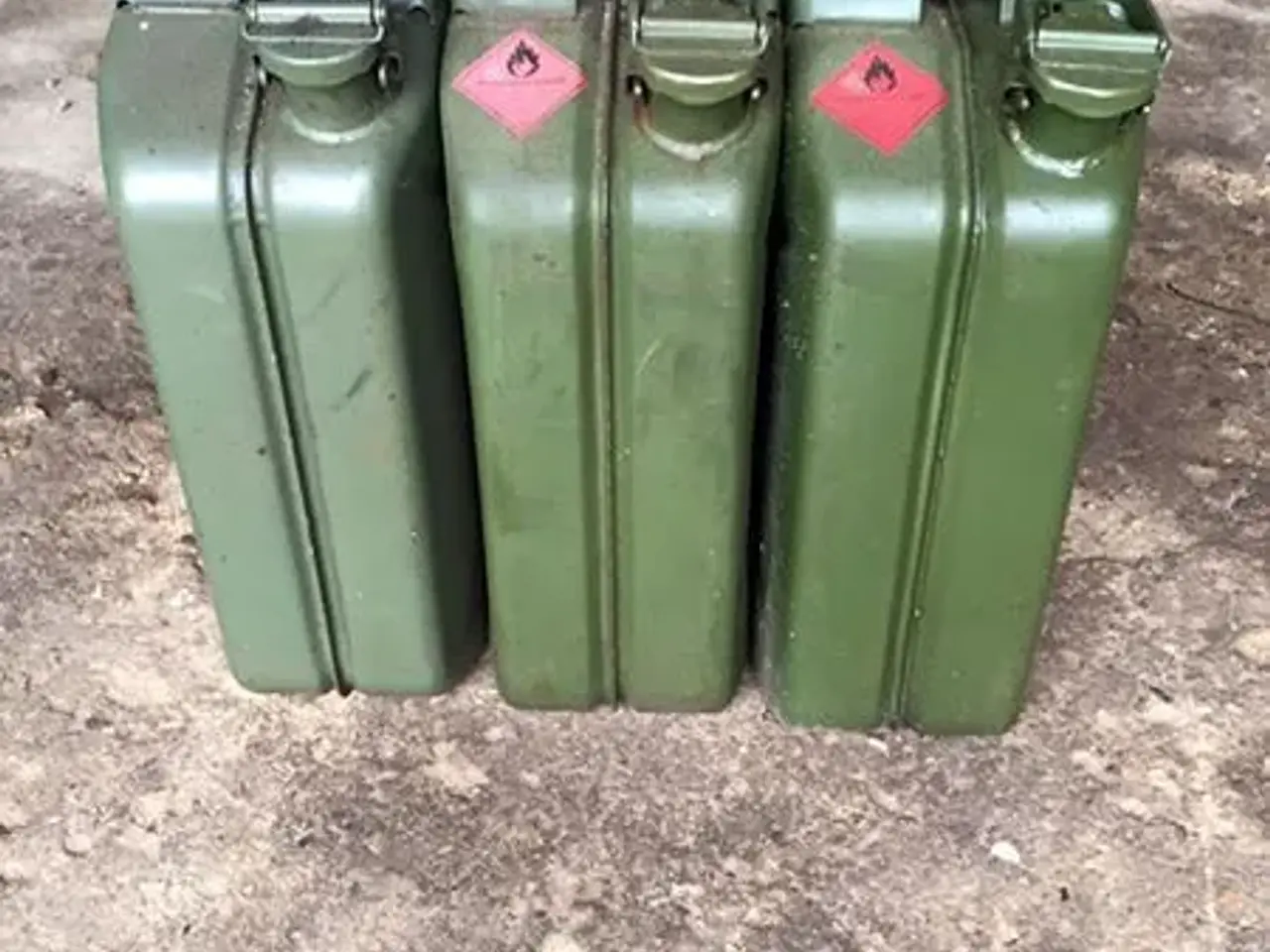 Billede 1 - Godkendte jerrycans 20 liter