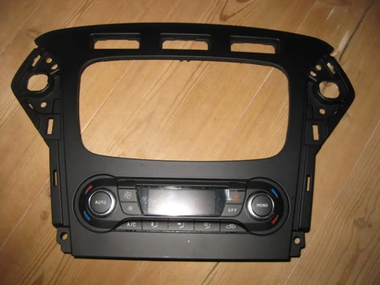 Billede 1 - Ford Mondeo Klima / Varmeregulering kontrol panel