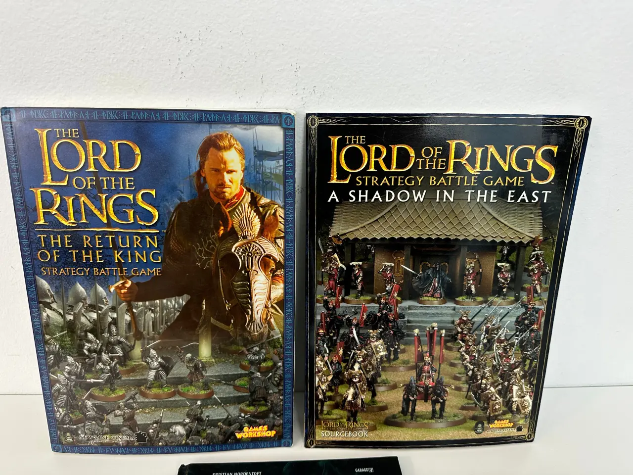 Billede 2 - 2 stk. LOTR regelbøger