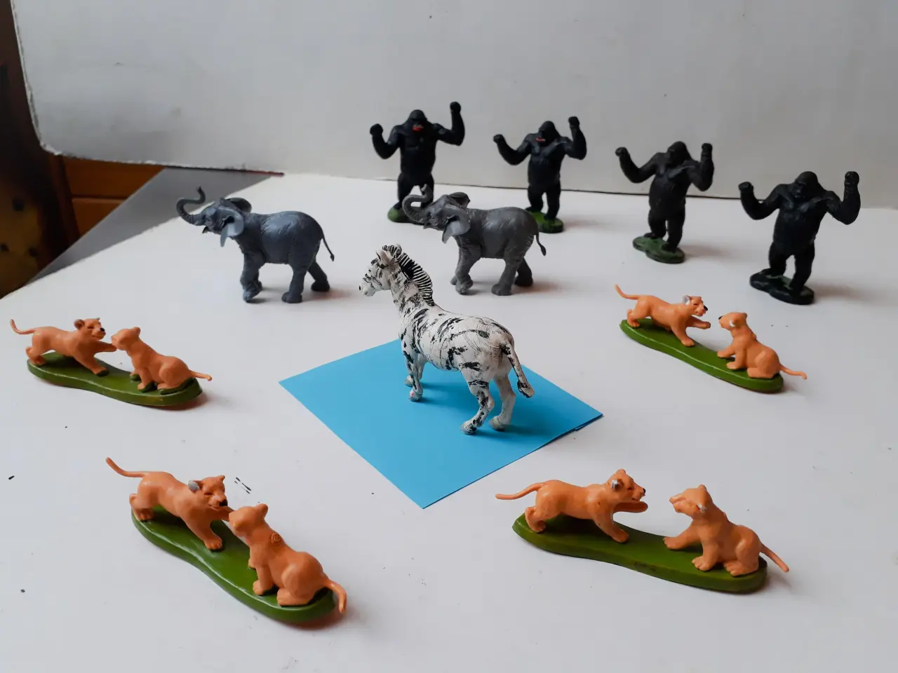 Billede 1 - 11 stk. Britains Zoo Dyr