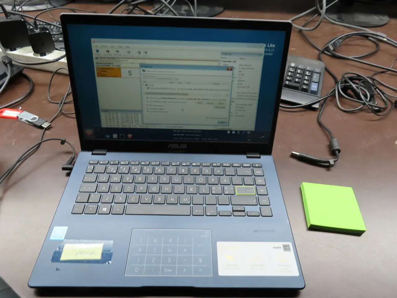 Billede 1 - Bærbar Computer ASUS E410MA