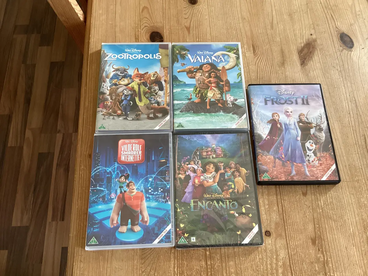 Billede 12 - BØRNE DVD / BOXE. NYE I FOLIE / DISNEY