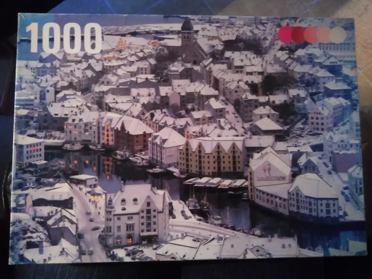 Billede 1 - Puslespil med 1000 brikket