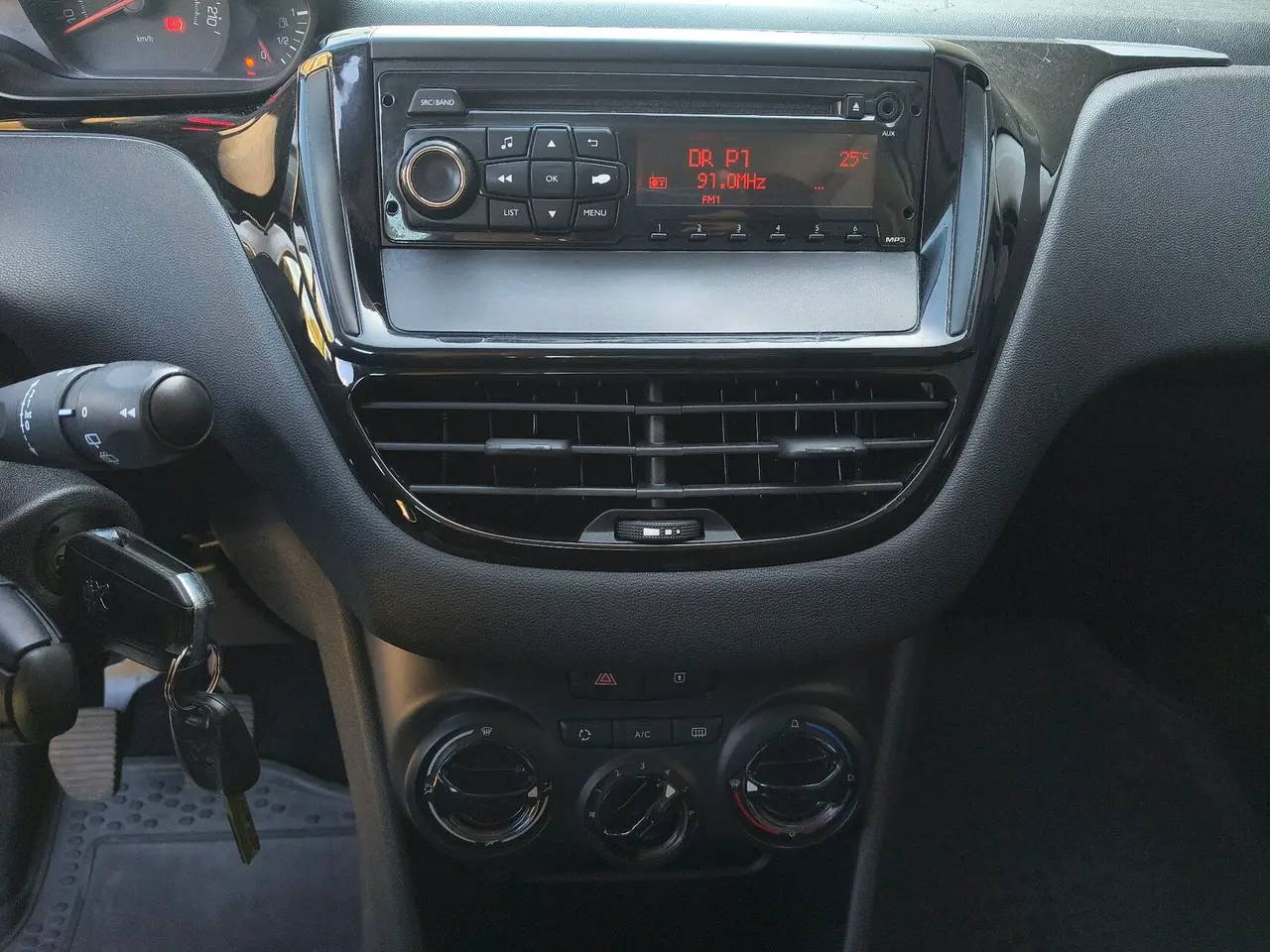 Billede 5 - Peugeot 208 1,0 VTi Excite White 68HK 5d