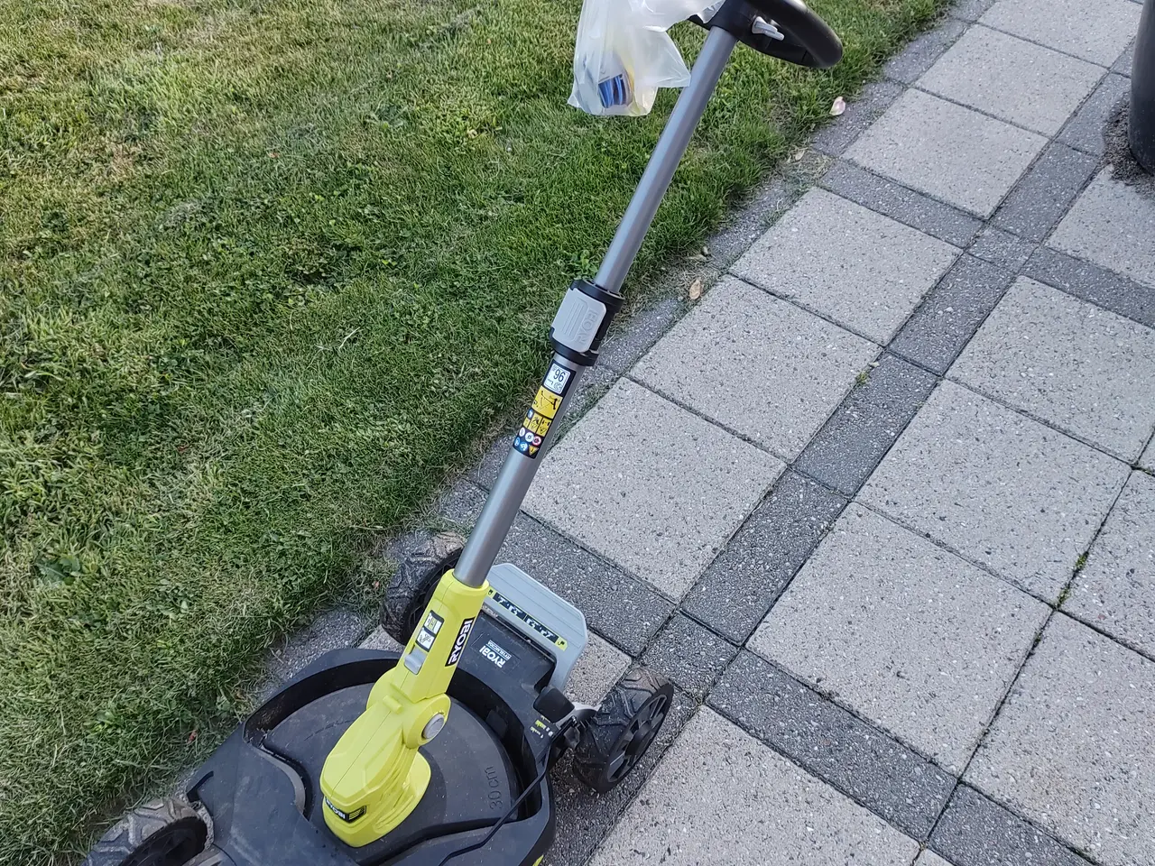Billede 1 - Ryobi kombineret trimmer/plæneklipper