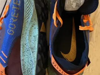 Sneakers prisen er pr par