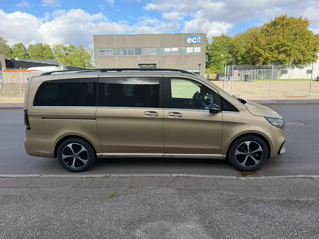 Billede 6 - Mercedes EQV300 Avantgarde L