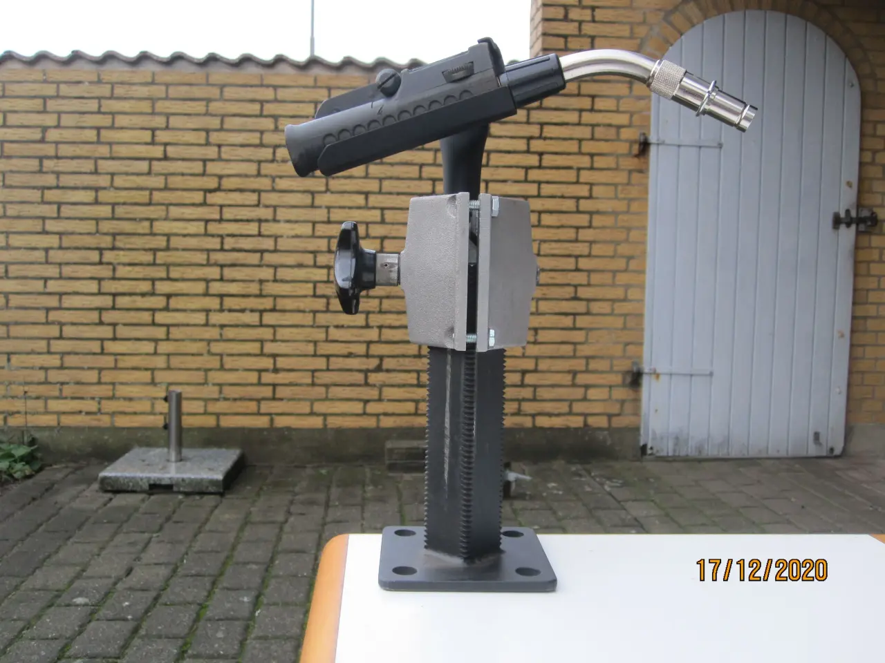 Billede 2 - Krydssupport med pistolholder