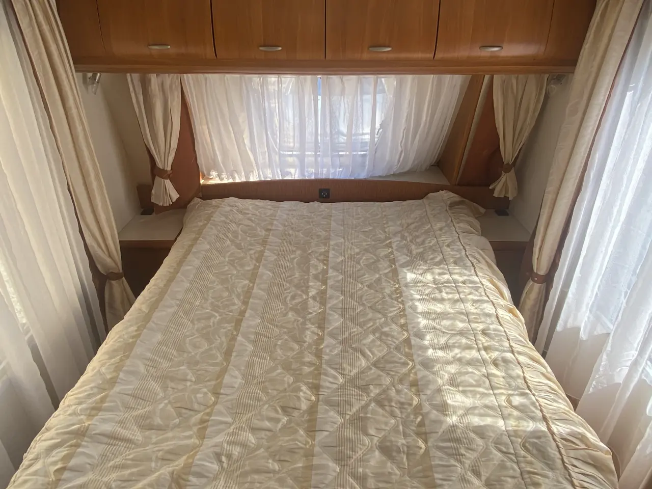 Billede 6 - Flot Hobby med kingsize seng og Aircondition