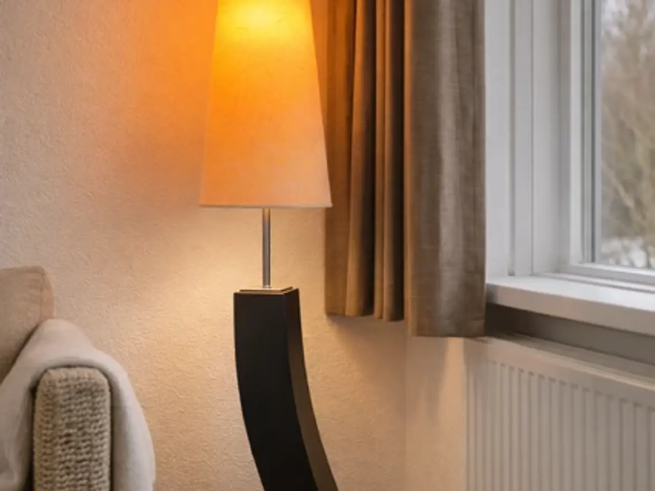 Billede 1 - Klassisk og elegant gulvlampe