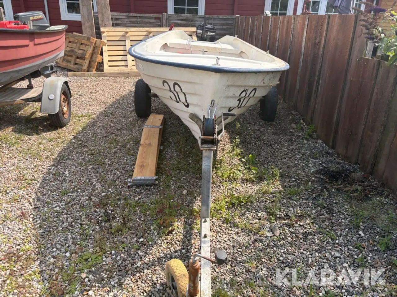 Billede 2 - Jolle Ryds-460 motor og vogn medfølger
