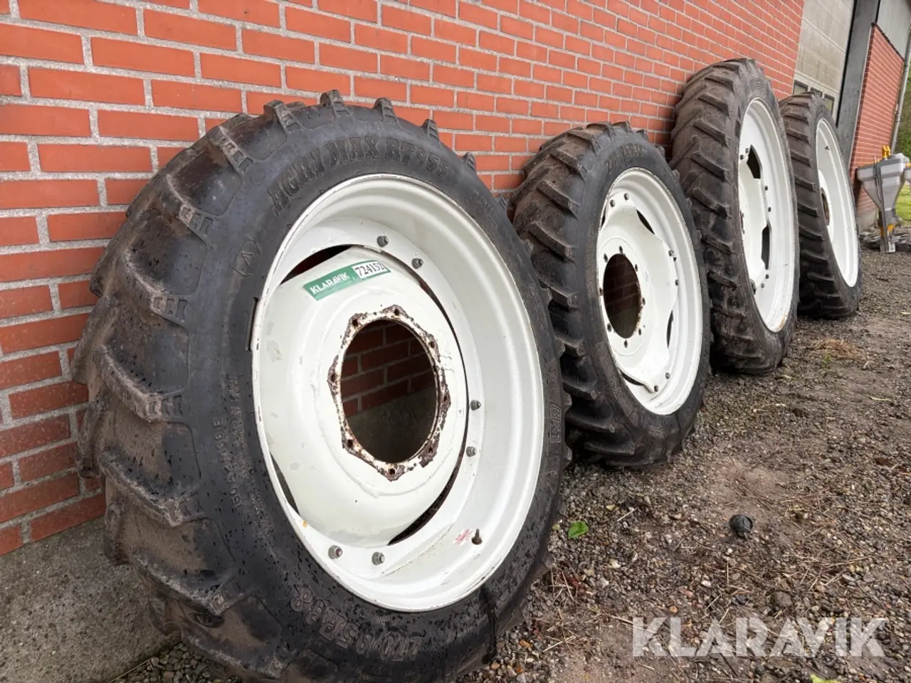 Billede 1 - Sprøjtehjul BKT 300/95 R 52 og 270/95 R 38