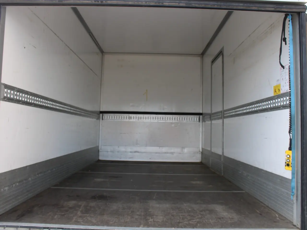 Billede 12 - Iveco Daily 2,3 35S14 Alukasse m/lift AG8