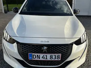 Velholdt Perlemorshvid Peugeot 208 GT Line