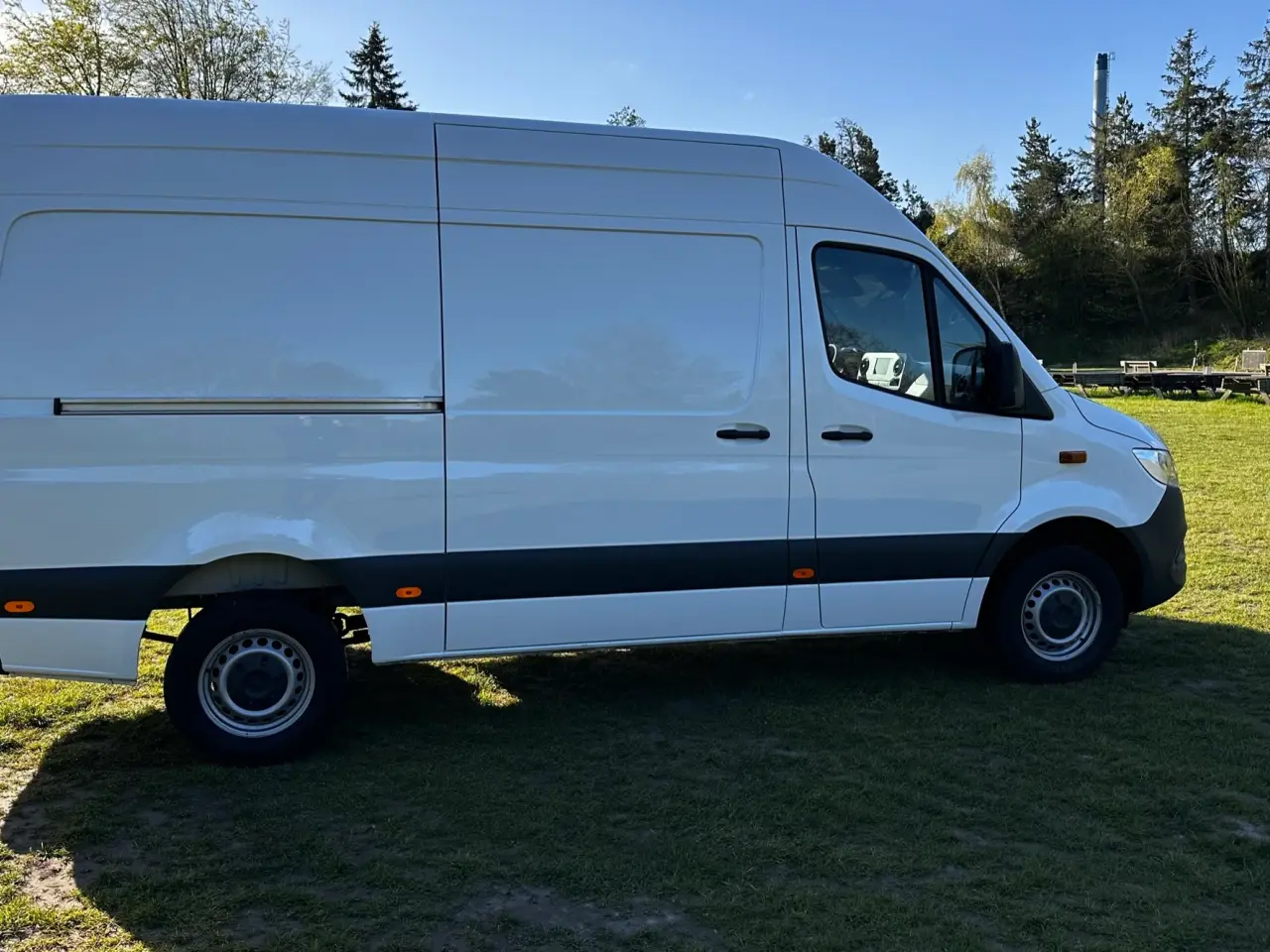 Billede 7 - Næsten ny Sprinter 317 CDI L2 H2 170 HK.