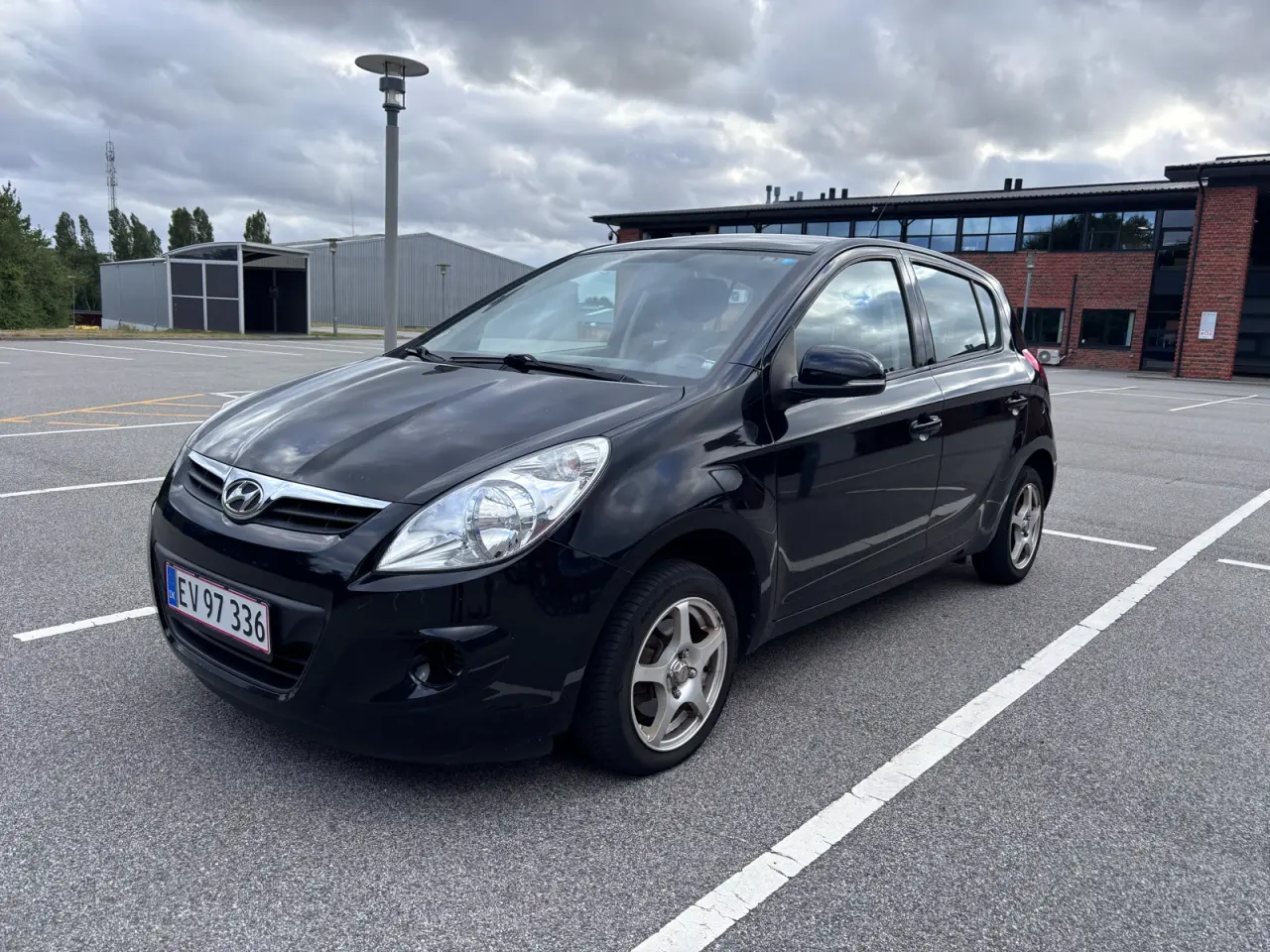 Billede 2 - Velholdt Hyundai i20 1.2 benzin 2011!