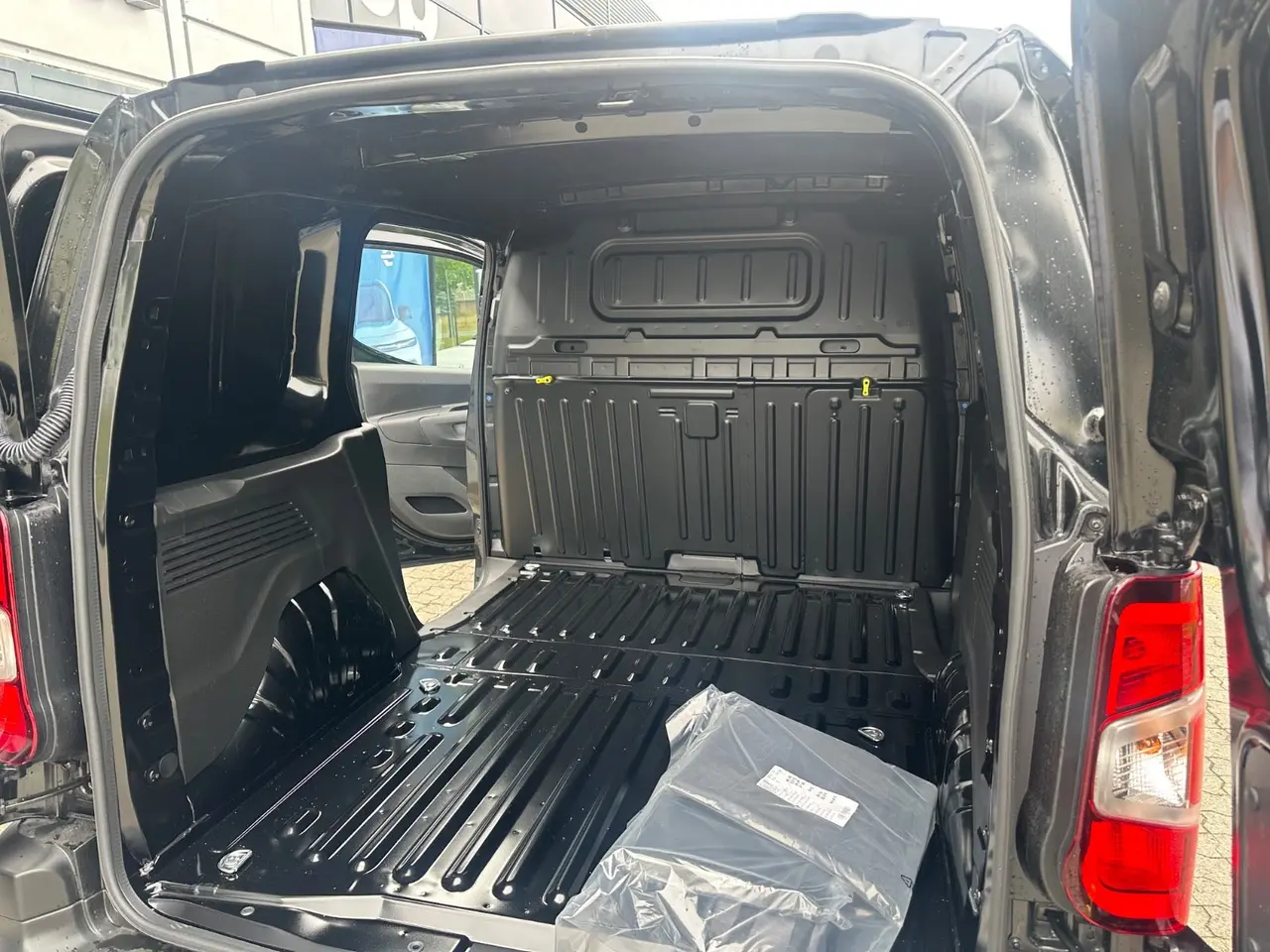 Billede 8 - Peugeot Partner 1,5 BlueHDi 130 L1V1 Plus EAT8 Van