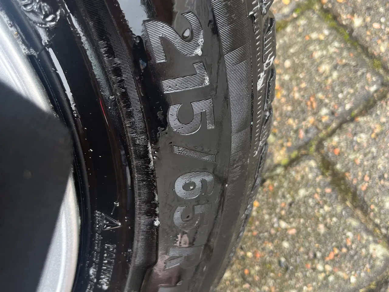 Billede 3 - Flotte Michelin dæk Alpine 5 Alu til VW