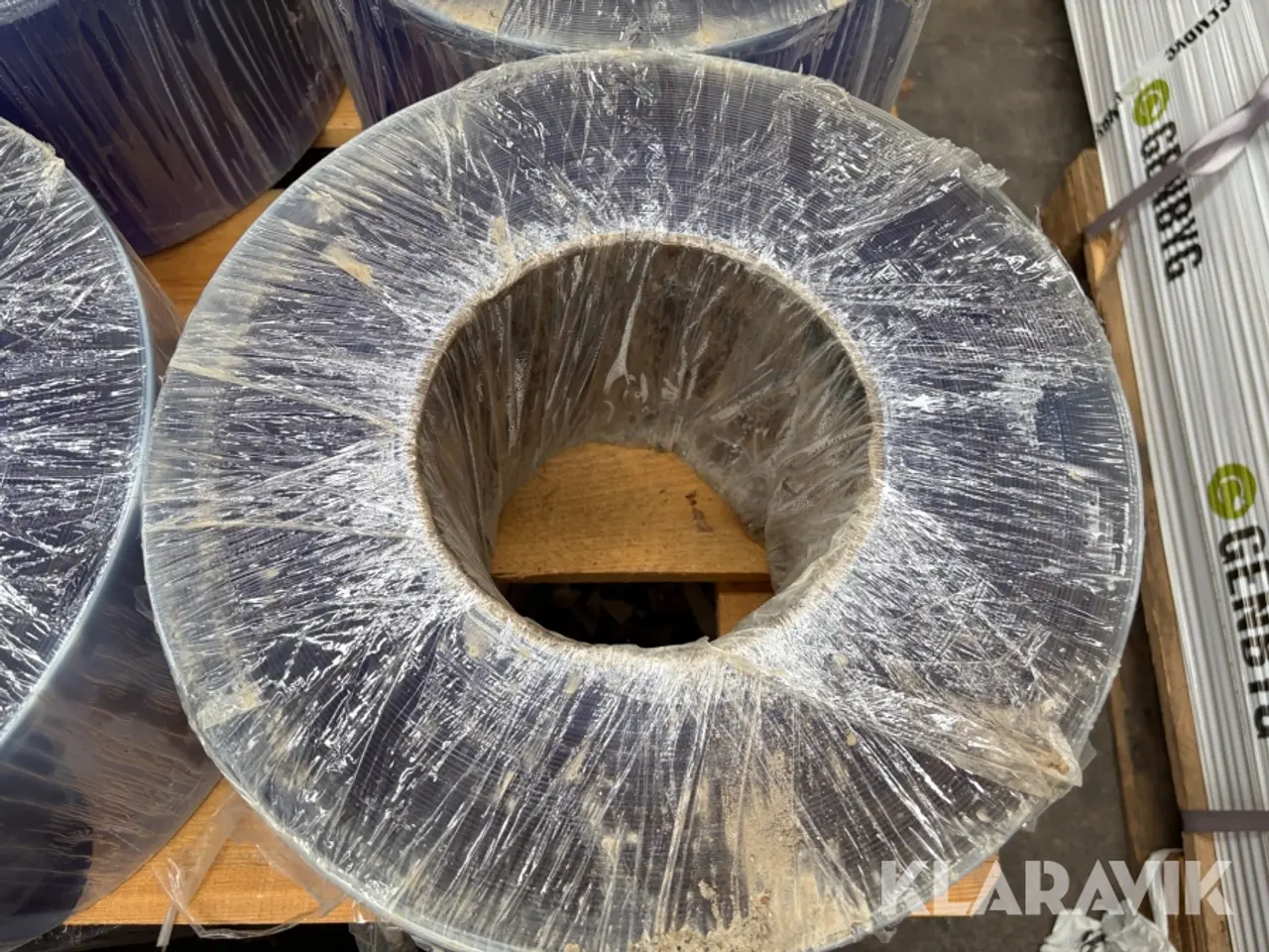 Billede 4 - PVC-strimmelgardin - 6 ruller klar