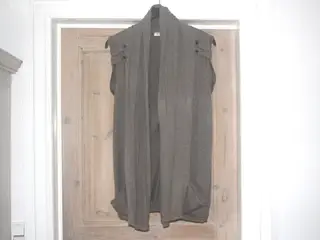Jensen Vest / Cardigan str.M længde 74 cm