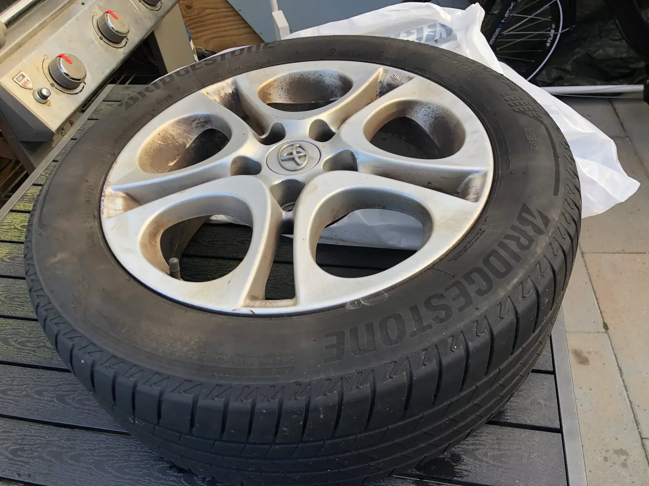 Billede 2 - Bridgestone sommerdæk