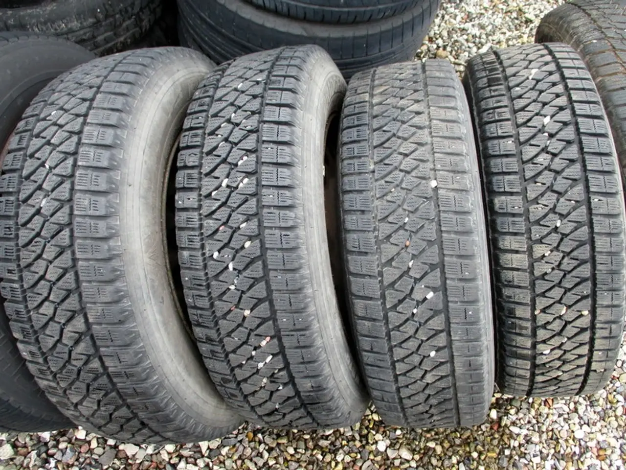 Billede 5 - 15", 16", 17", 18" varevognsdæk sommer og vinter