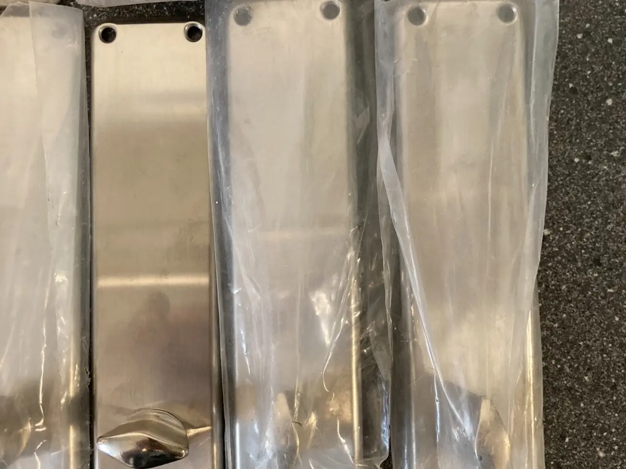 Billede 3 - parti of 15x Assa Abloy Spacer Long Plates w.