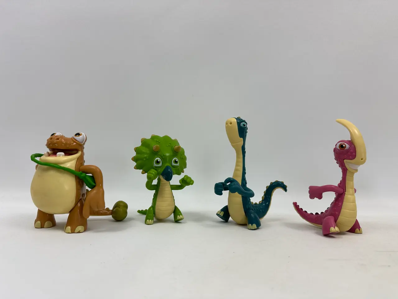 Billede 2 - 4 stk. dinosaurer (Gigantosaurus)