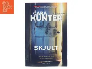 Skjult af Cara Hunter (Bog)