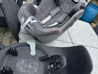 Cybex autostol