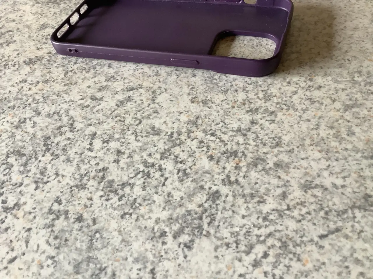 Billede 7 - Helt nyt silikone cover til iPhone 14 pro Max