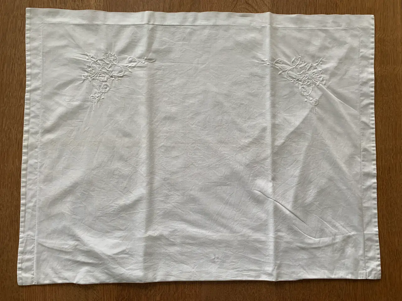 Billede 1 - Pudebetræk vintage 2 stk 56 x 75 cm