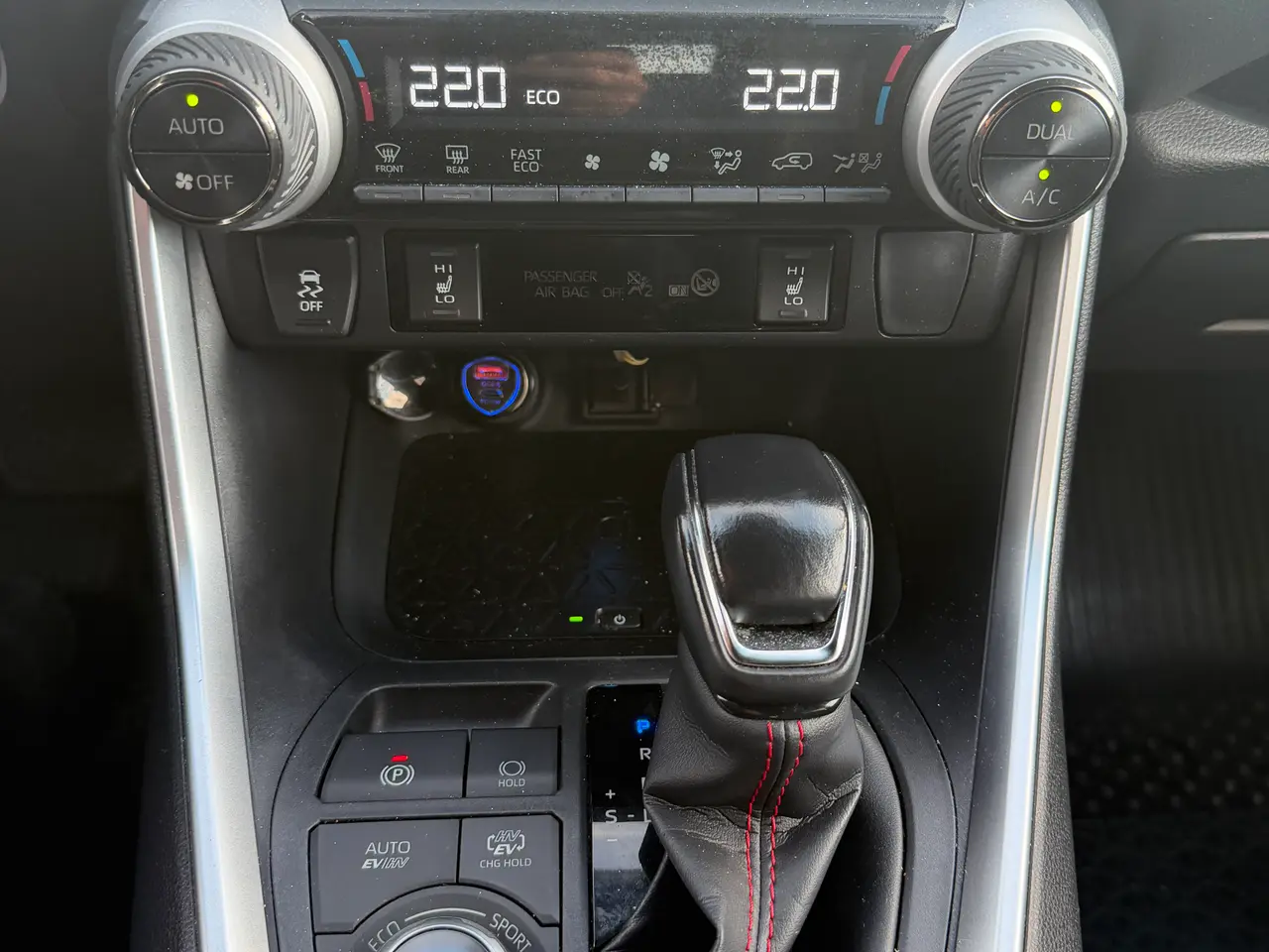 Billede 4 - RAV4 PHEV - 18,3 kWt batteri og 75km på opladning 