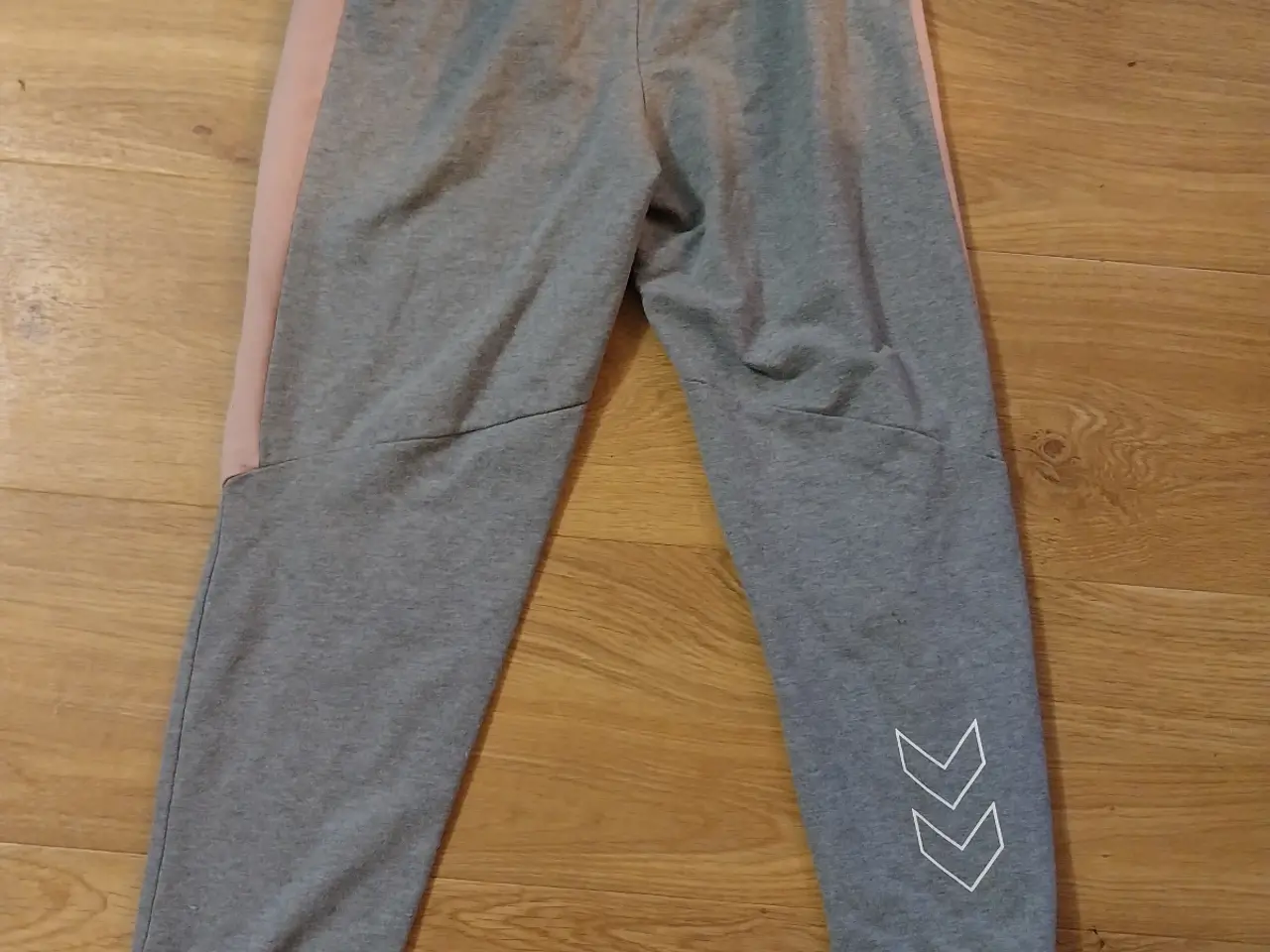 Billede 4 - Hummel bukser str. 140