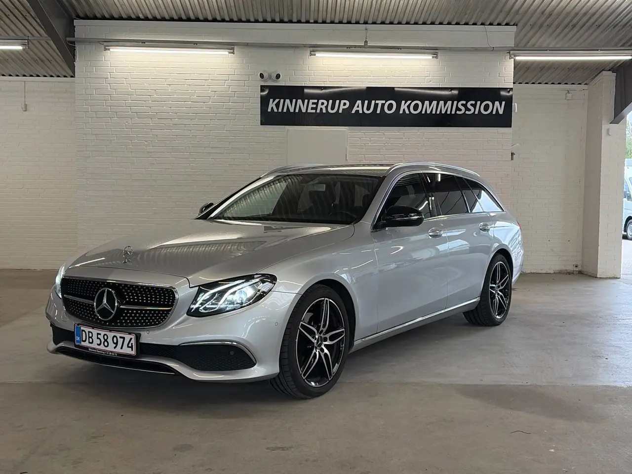 Billede 1 - Mercedes-Benz E300 d T 2,0 CDI Avantgarde 9G-Tronic 245HK Stc Aut.