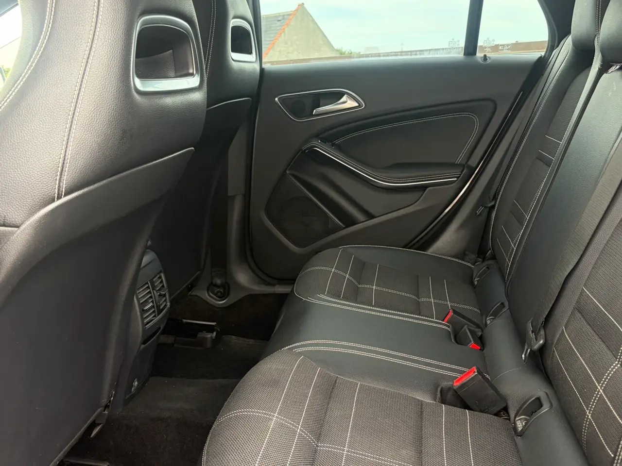 Billede 9 - Mercedes CLA200 CDI 2,1 AUT. fuld servicebog