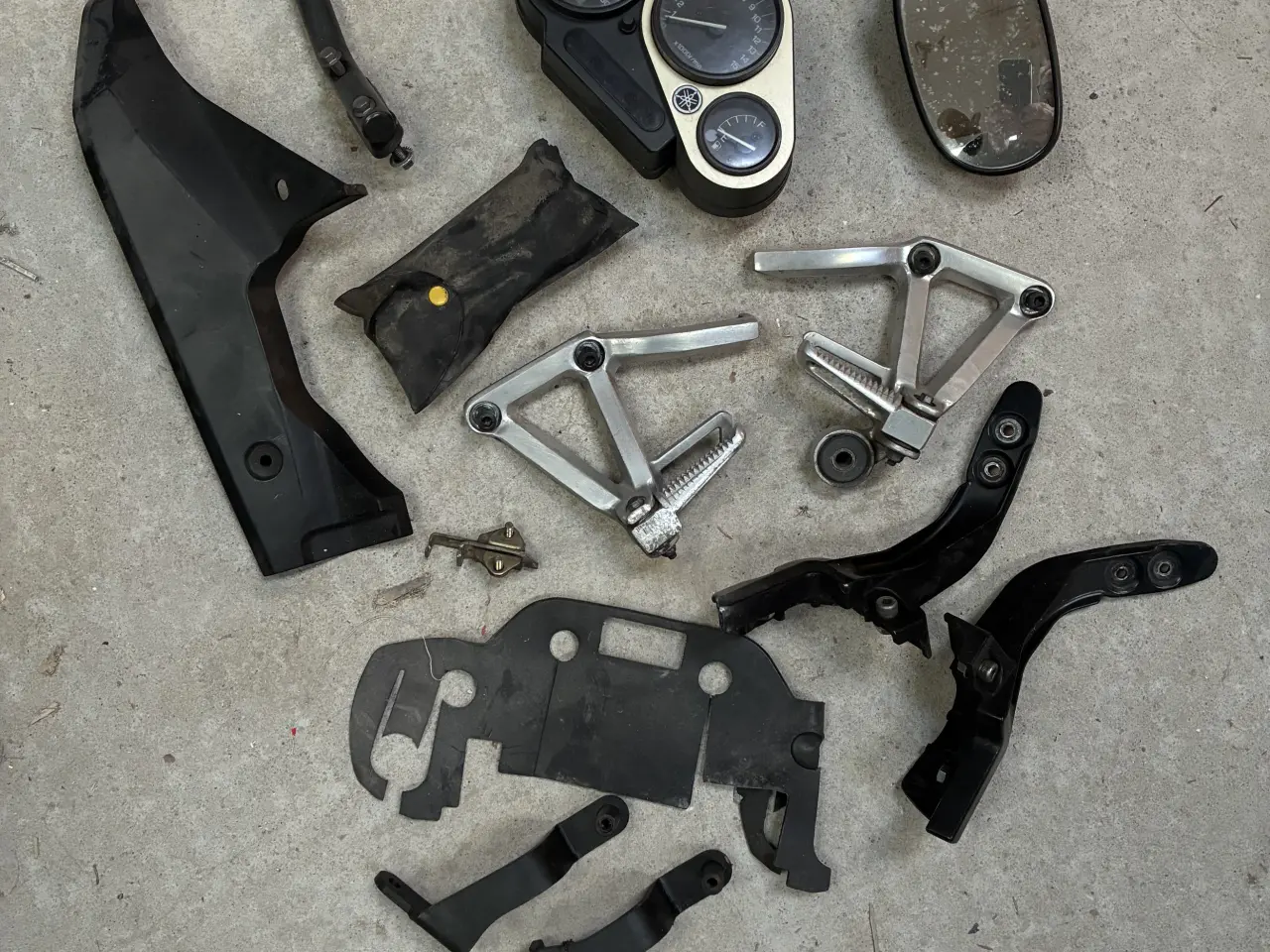 Billede 7 - Yamaha FZS 600 Fazer diverse dele