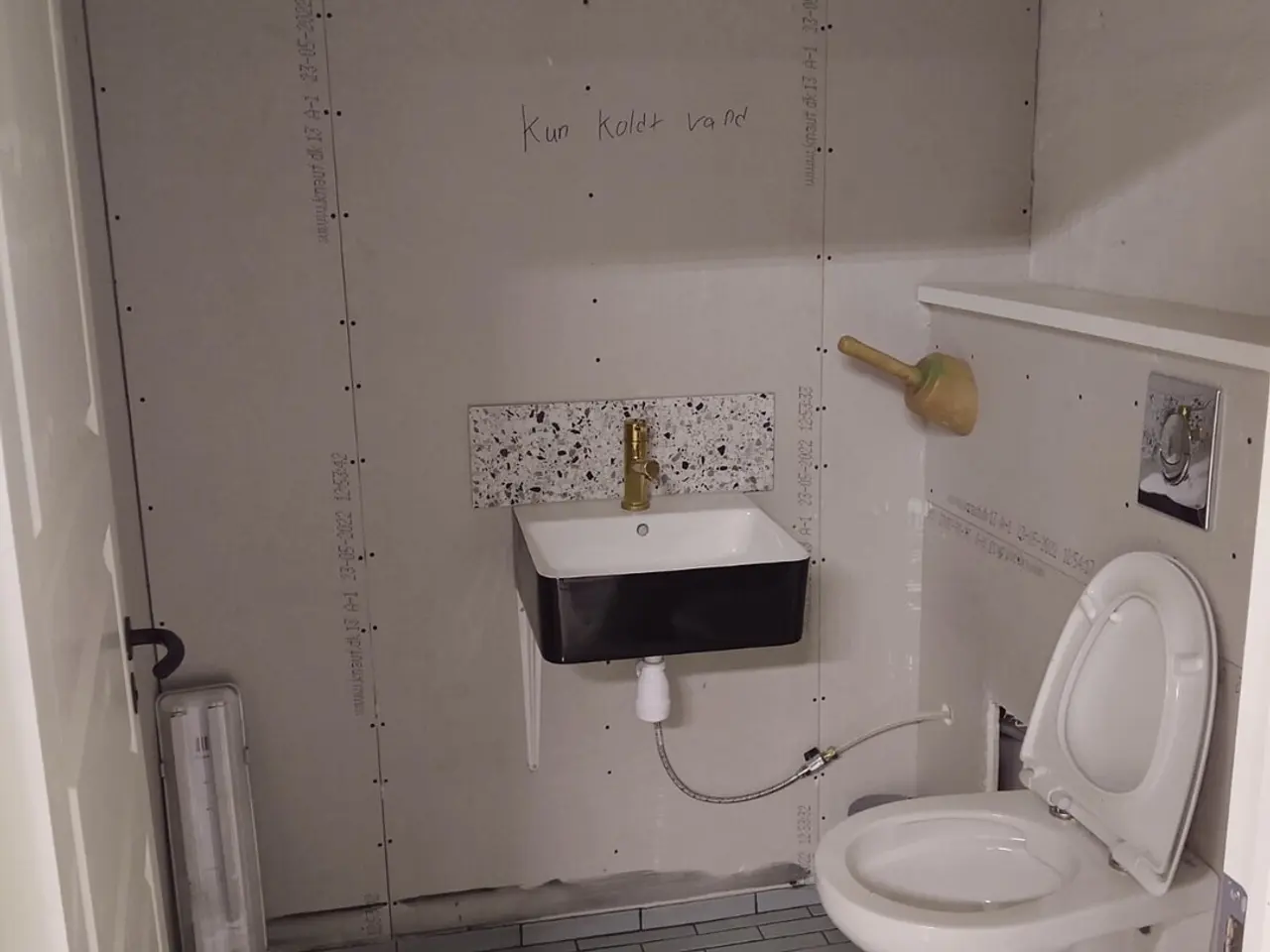 Billede 4 - Opvarmet lager/garage udlejes