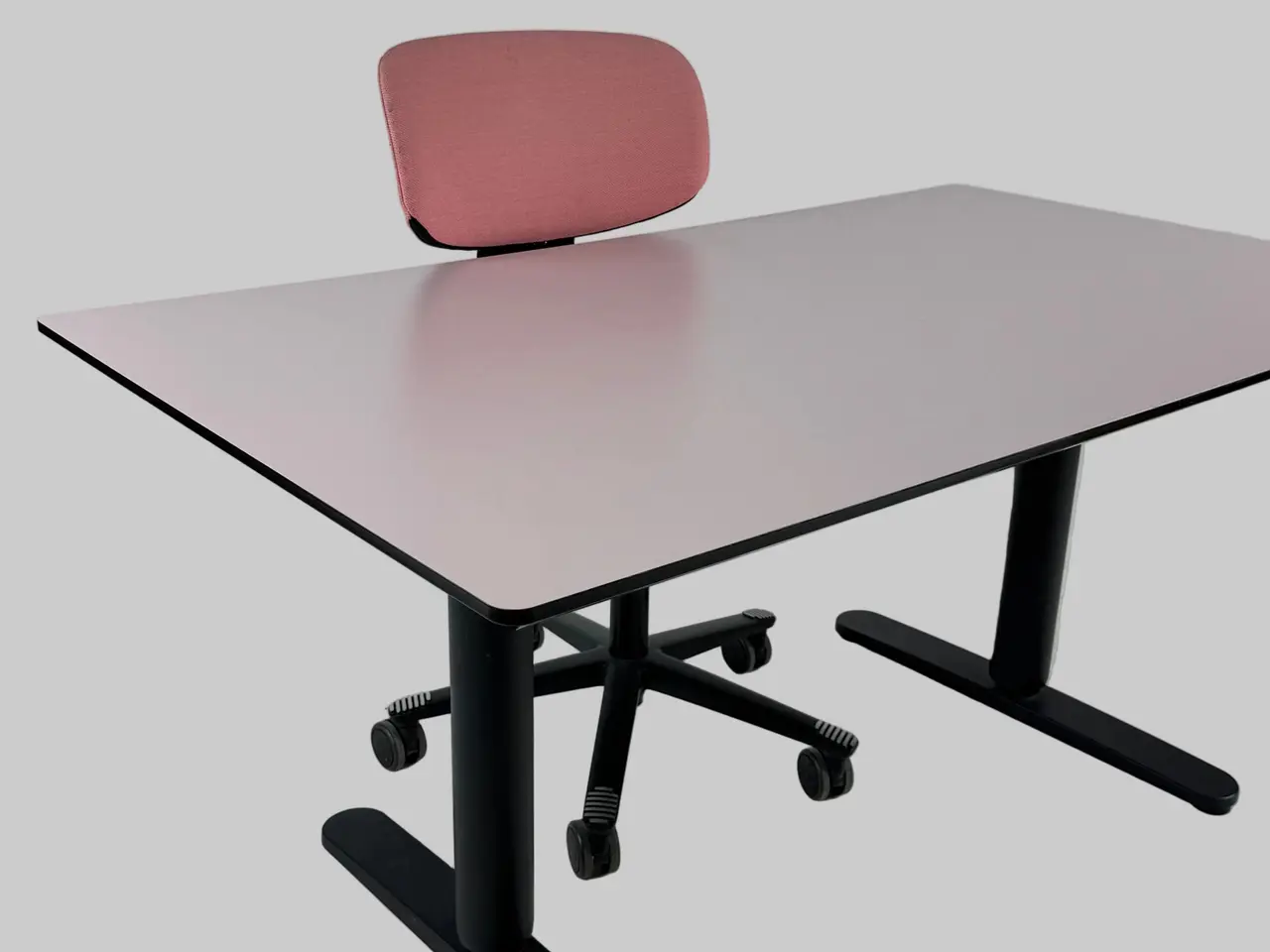 Billede 3 - Håg Tion Stol + IKEA BEKANT Hæve/sænkebord – Lyserød/Sort