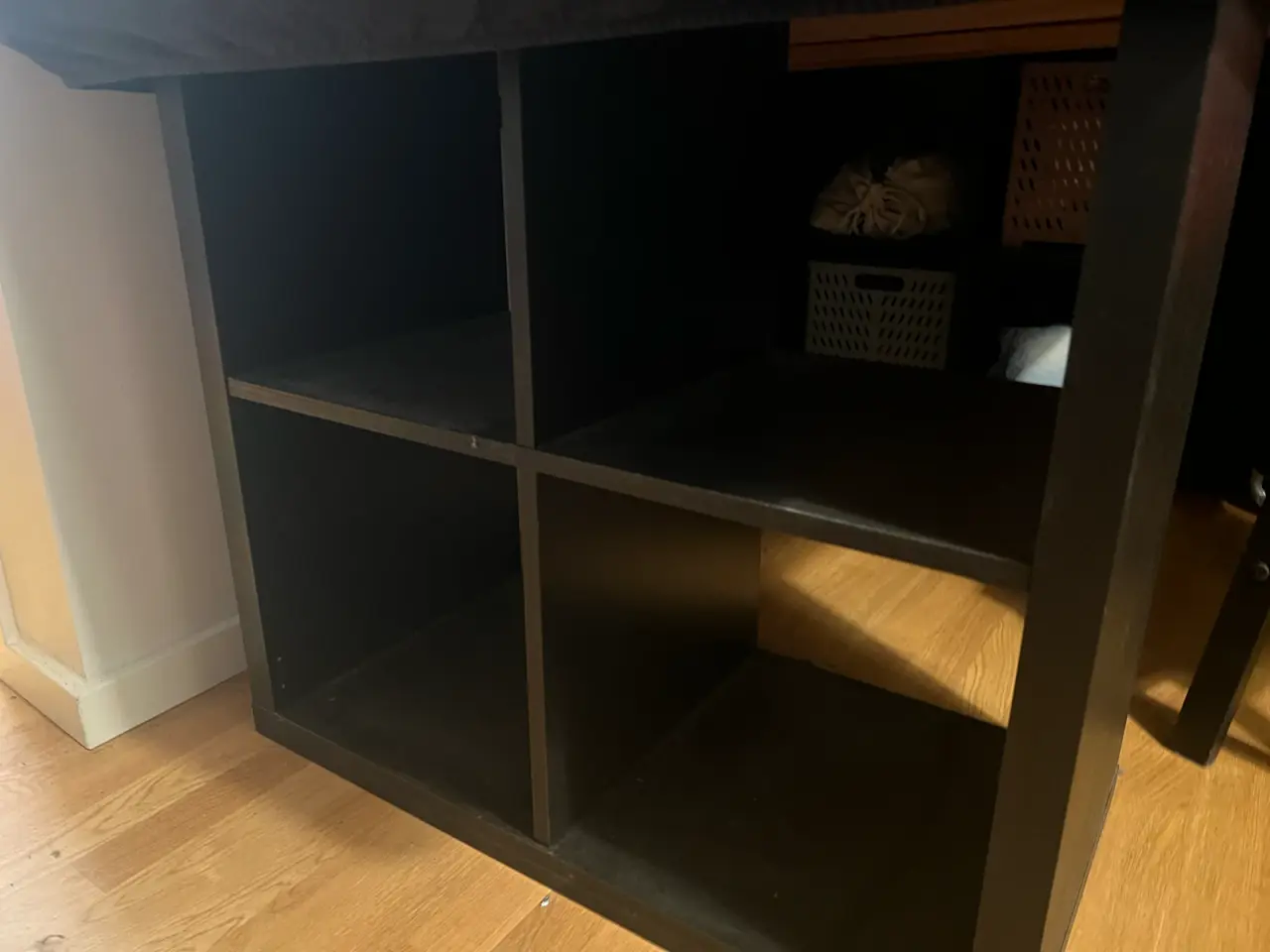 Billede 1 - IKEA reol sortbrun