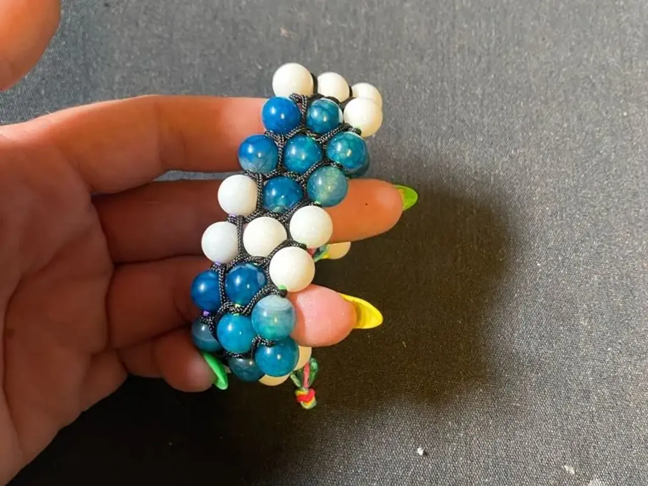 Billede 8 - Nye knyttede armbånd