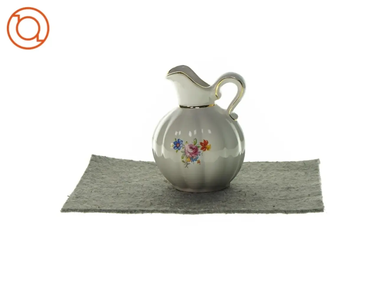 Billede 1 - Kande/ lille vintage vase med blomsterprint (str. 12 x 6cm)