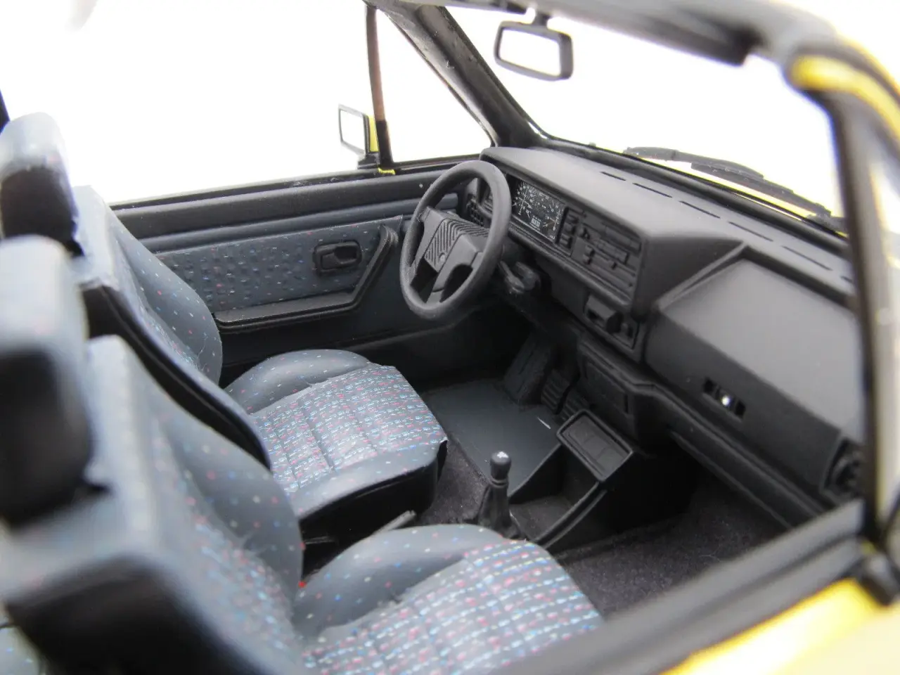 Billede 5 - 1991 VW Golf I Cabriolet Young Line 1:18