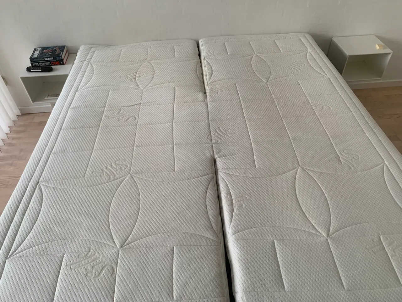 Billede 11 - Elevationsseng med massage 180 x 210 cm.